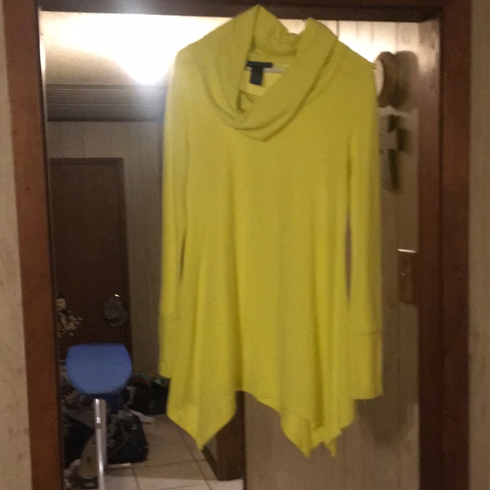 Beautiful long sleeve shirt with handkerchief hem & cowl neck.